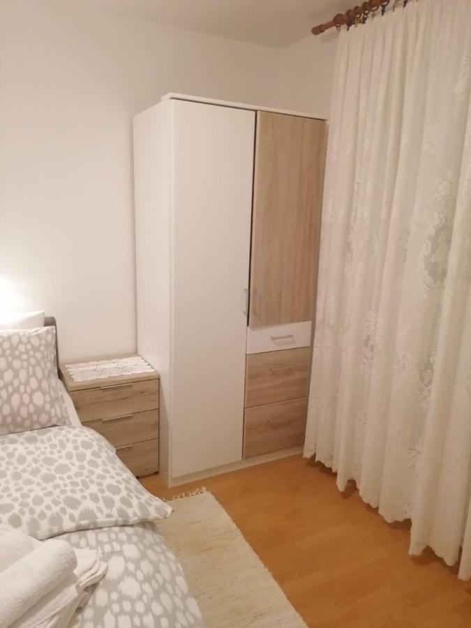 Apartments Cubranic Baska  Exterior photo