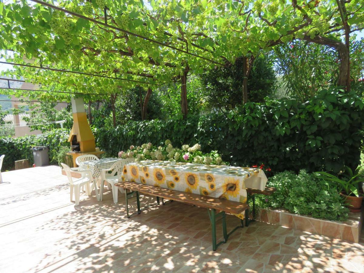 Apartments Cubranic Baska  Exterior photo